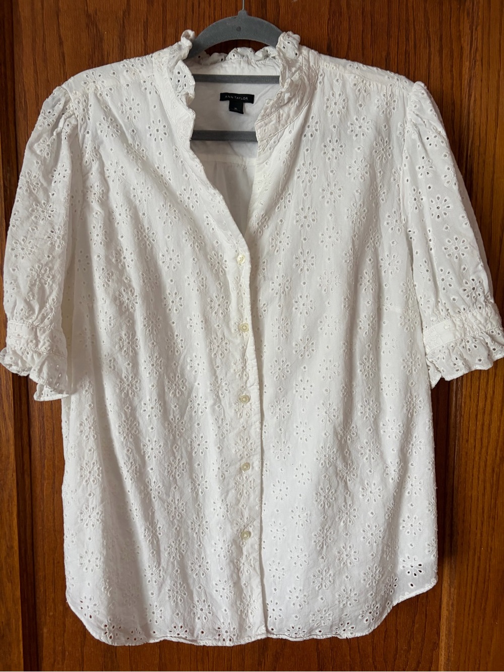 Ann Taylor White Eyelet Button-Down Ruffle Collar Blouse